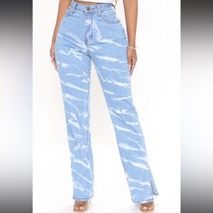 NWOT Fashion Nova Bleach You To It Straight Leg Jeans - Medium Blue Wash  1 | 26